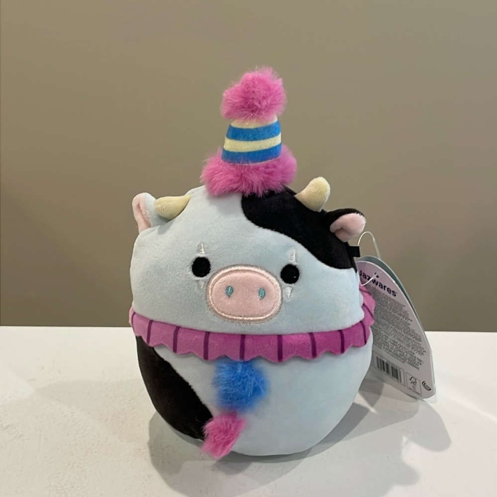 NWT 5” Cillian the Clown Cow Squishmallow - Epic Collection